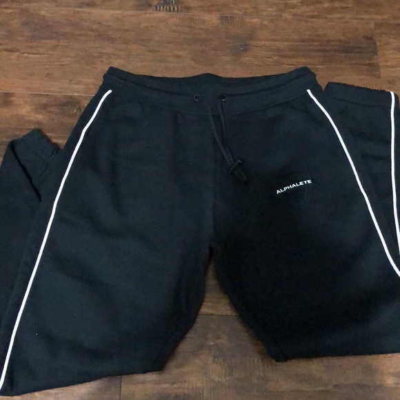 Alphalete joggers - Picture 2 of 3